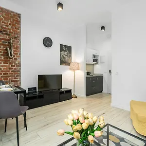  Apartament Center Saint Wojciech By Renters Polska